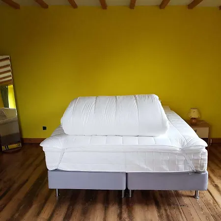 Ferienhaus Espace Cosmos Vaux-sur-Sure